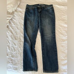 GAP Women's Classic Indigo Straight Jeans